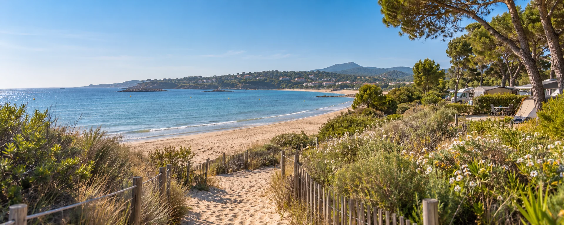 Zandstrand aan de Middellandse Zee in de Languedoc