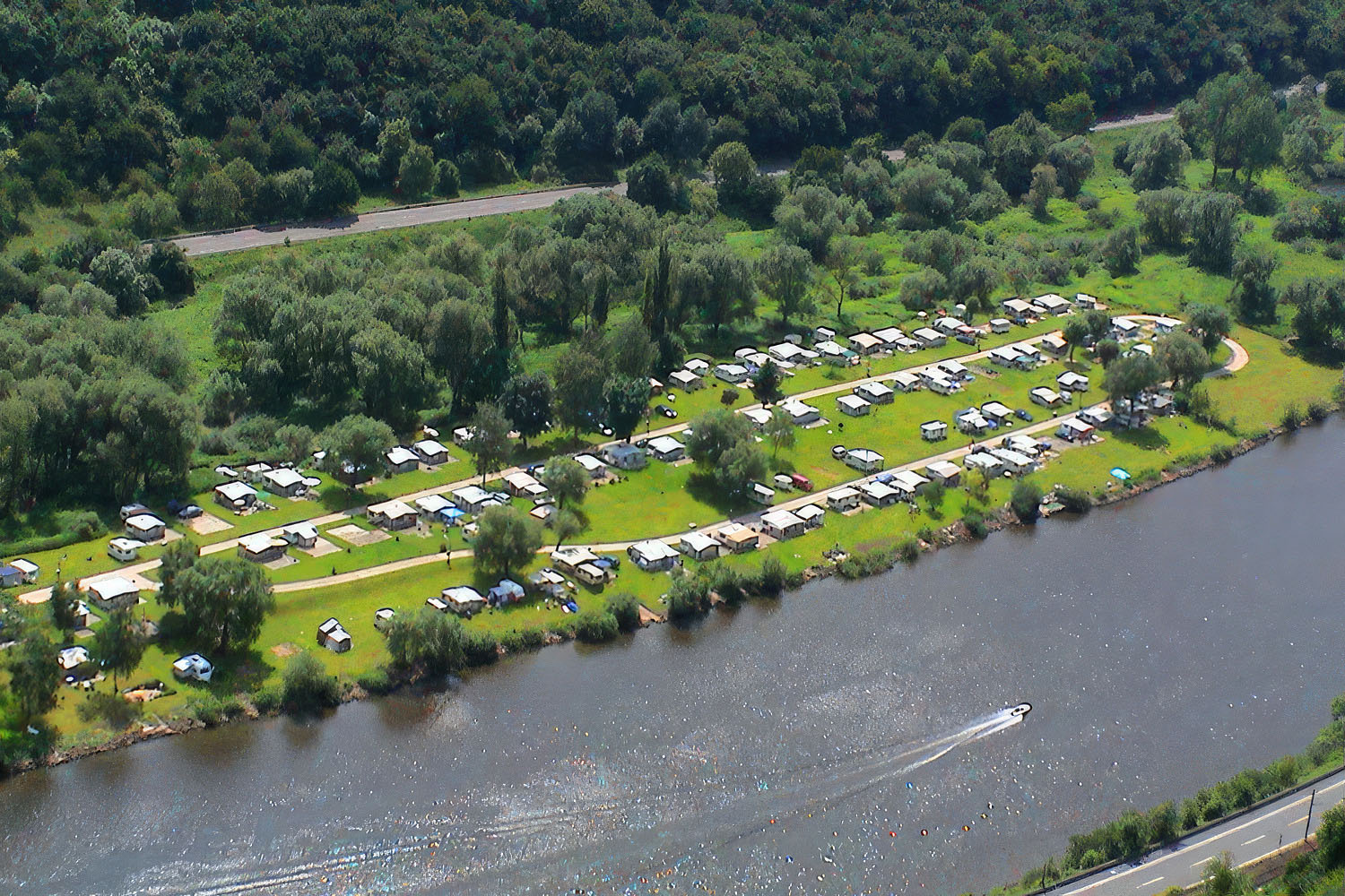 Knaus Campingpark Burgen/Mosel – sfeerbeeld 3