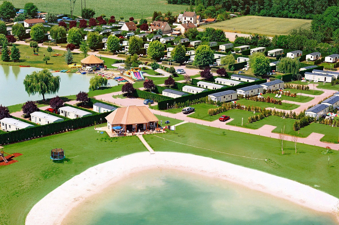 Camping Homair La Croix du Vieux Pont – sfeerbeeld 2
