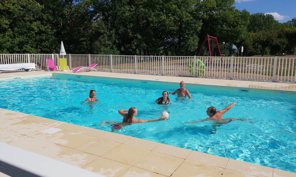 Camping Seasonova Lac de Bournazel